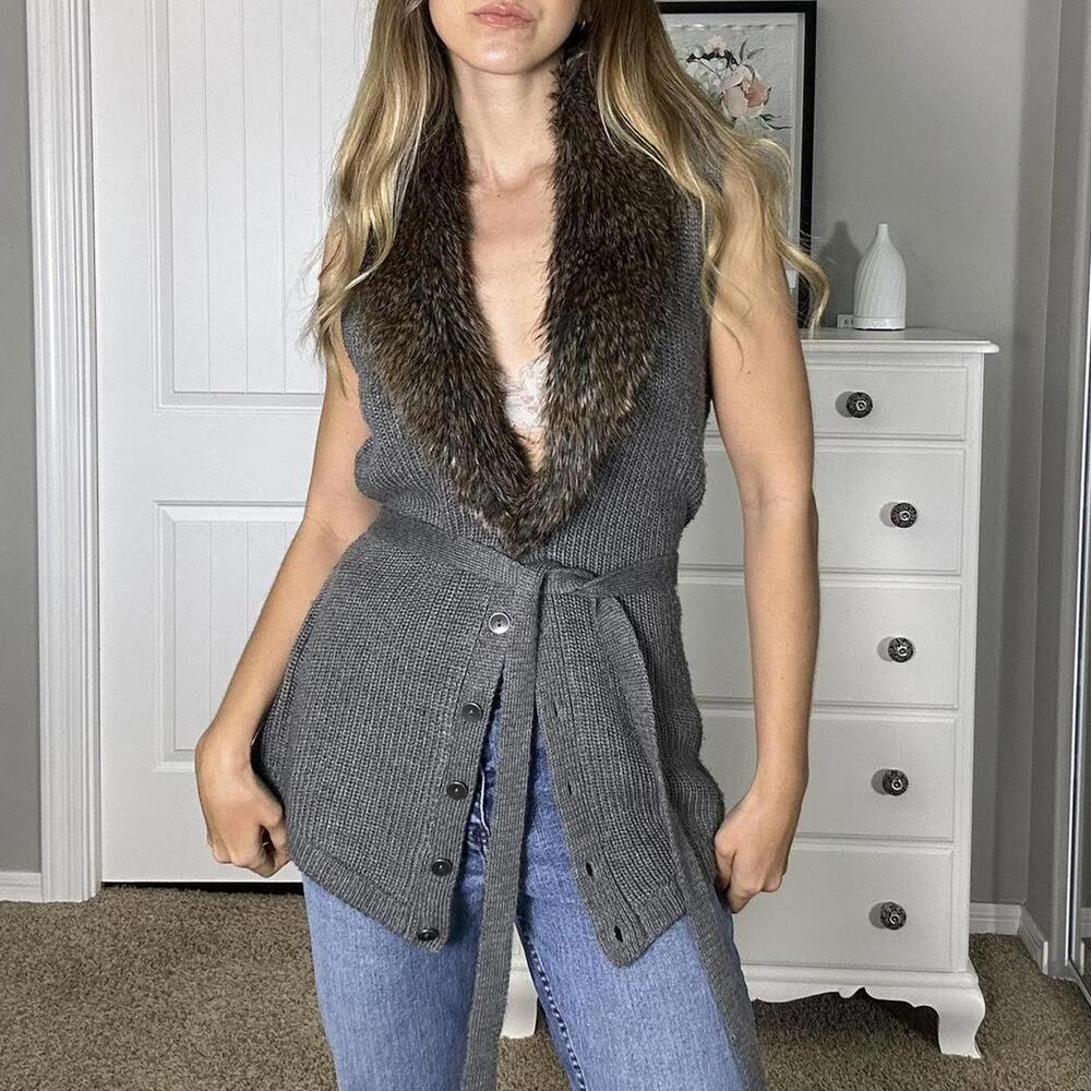 Grey faux fur belted sweater vest with button front and tie waist #boho